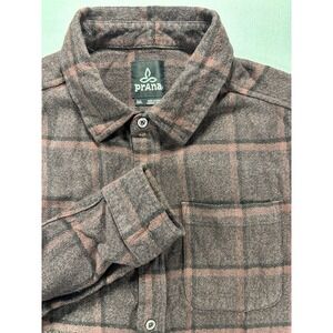 prAna Flannel Shirt‎ Long Sleeve Men's S Burgundy Windowpane Plaid Pocket